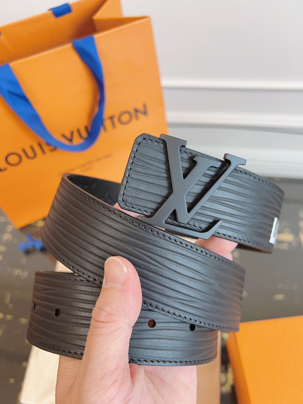 ルイヴィトンベルト細部ディテール